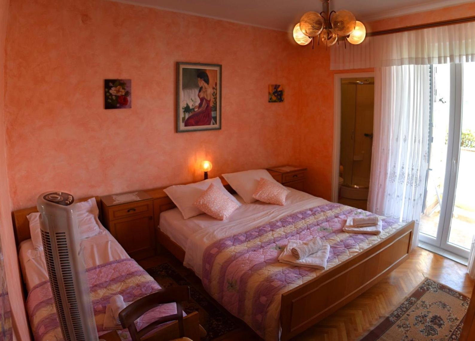 Rooms Villa Andreja パグ エクステリア 写真